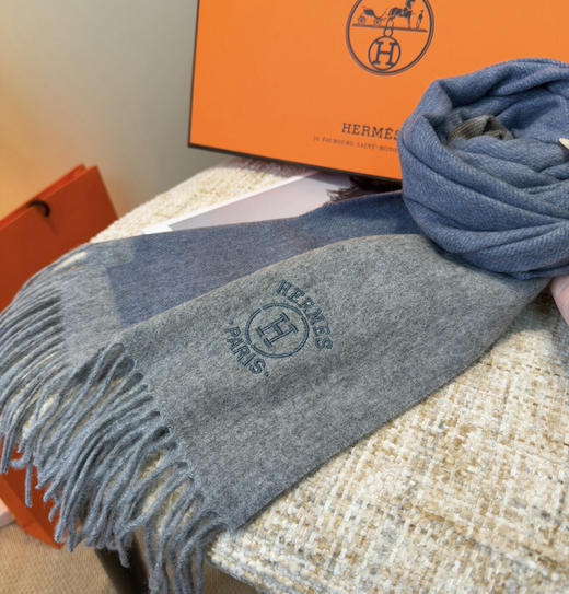秋冬特惠💰340 Hermes · 爱马仕男女围巾 难得一见的温柔配色 商品图8