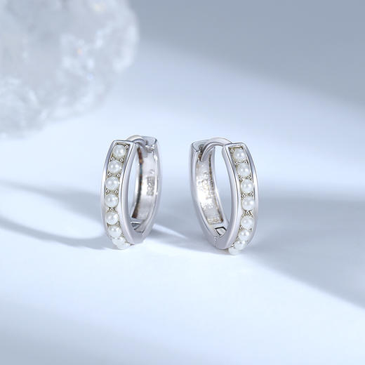 Winy S925 银仿珍珠耳扣 清冷银调碎珠环身 温柔质感日常通勤轻甜优雅耳饰女 商品图0