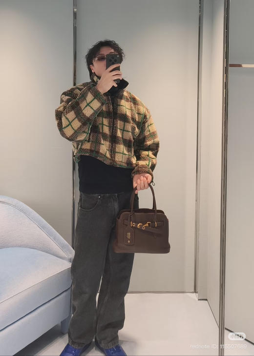 1224-6 排他性独家圆正 miu羊毛摇粒绒 箱式短款廓形外套 轻盈保暖 小泰迪大衣 商品图9