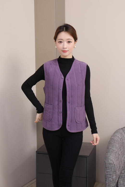 【YW】无忧购 冬季四叶草烧花加厚保暖内搭女款马甲背心809截单后3-5天发货） 商品图0