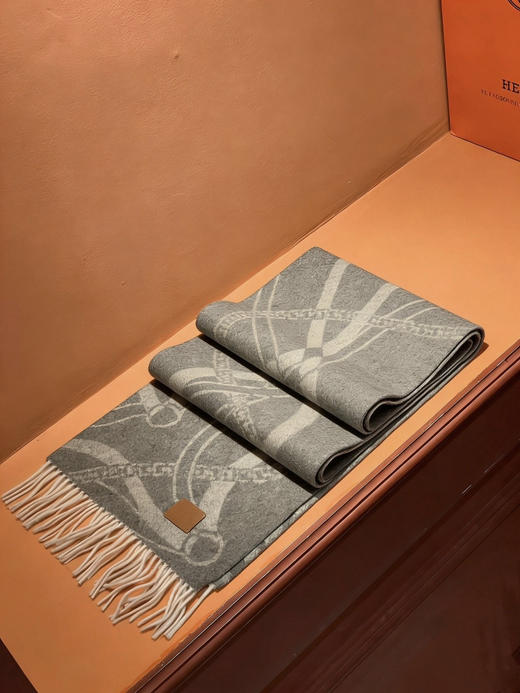 秋冬特惠💰350 爱马仕 巴黎时装展商务男士女士羊毛围巾 商品图8