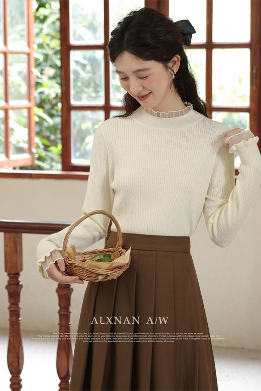 鹿向南「软糯糯」法式温柔针织衫女2025新款秋冬季小香风打底毛衣 商品图5