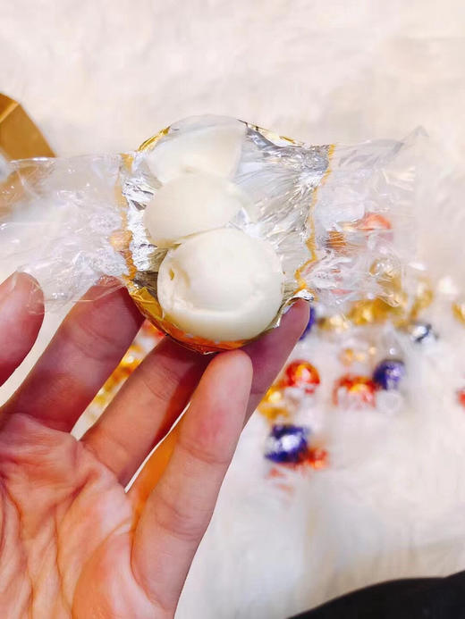 🔥255元/袋！Lindt Lindor 瑞士莲金袋装软心巧克力球多口味混装，一袋600g，有5种口味混装 商品图5