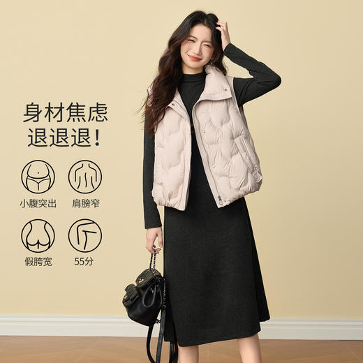 【12/24新品6.5折】熙世界轻熟风半高领针织连衣裙女秋冬内搭中长款黑灰色打底毛衣裙 商品图1