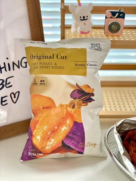 😋印尼进口薯片【莱纳蜂蜜味红薯紫薯片】 🔺优质红薯、紫薯作为原料，富含膳食纤维 🔺红薯木薯双拼组合，一袋就能吃到两种味道  商品图3