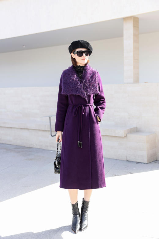 SZ6C16 紫色长款100%羊毛外套  双面呢×羊毛，奢柔二重奏 内外100%纯羊毛双面手工艺；马海毛大翻领，氛围感定格键 大气舒展的柔雾领口 毛茸触感瞬间点亮脸庞光泽；细腰绳勾勒，暗藏心机的浪漫 商品图0