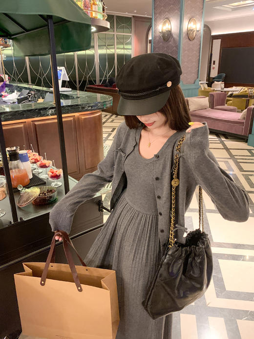 <曾小咸推荐>现货秒杀 ！微信超特价！韩系开衫+背心连衣裙套装 日常259.99 立减120 秒杀139.99！！ 商品图12