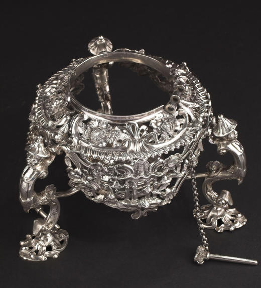 独角鹿西洋古董18世纪中期英国William Grundy银器制作工坊出品Chinoiserie中国风东方人物主题纯银精雕温水壶 商品图6