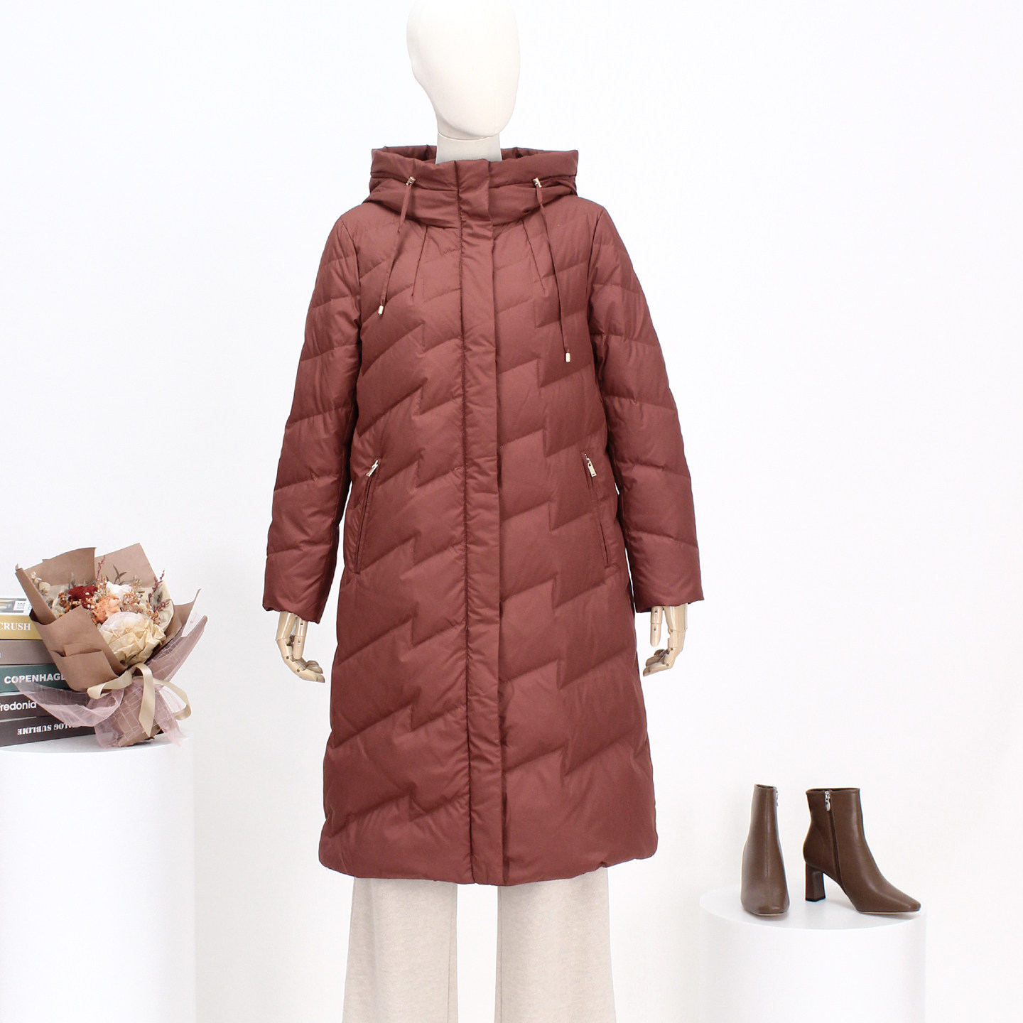 FOCALS新款H型时尚保暖白鸭绒连帽长款羽绒服外套FRSDD586J1