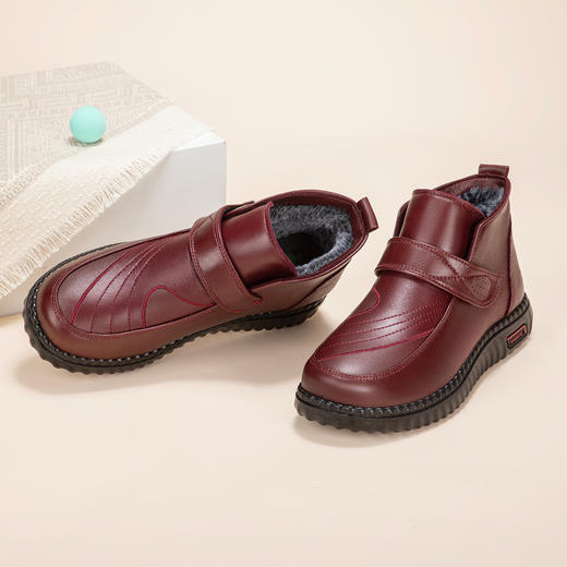 【暖冬鞋服|泰和源 冬季保暖爸妈鞋合集】加绒加厚内里，手感细腻亲肤，上脚舒适不累脚，抗寒锁温保暖，质感轻盈柔软，方便百搭，男女款都有，颜色多种可选~ 商品图14