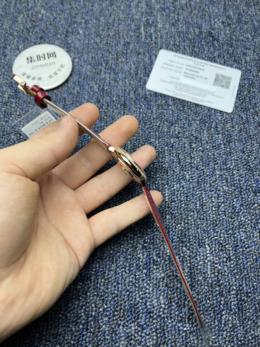 AF卡地亚蓝气球系列 中号33mm 新款蓝气球钻面 玫金钻圈款 罗马面 女士腕表 商品图3