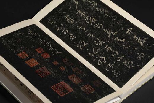 【约元月中旬发货】重磅推荐：《北山十宝》（宋拓碑帖十种）

由香港中文大学文物馆主办的“北山瑰宝：香港中文大学文物馆藏《国家珍贵古籍名录》碑帖珍本”特别展览，2025年9月23日至12月28日 商品图7