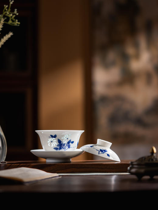 新品 富玉 |景德镇手绘山丹丹青花玲珑陶瓷功夫茶具泡茶盖碗 商品图1