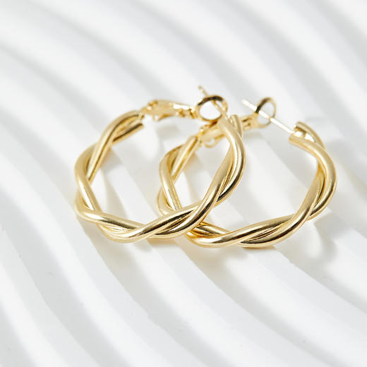 三彩2026新款编织圆形耳环港风复古S925银针设计感小众耳圈轻奢 商品图4