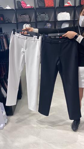 Anew家新款早春系列男士直筒带松紧压花长裤，略厚弹力面料，厚薄适中，不加绒，春秋冬非北方最冷的冬季都可以穿着，搭配特色铆钉，口袋LOGO压花，腰部可调节大小的LOGO压花弹力带!