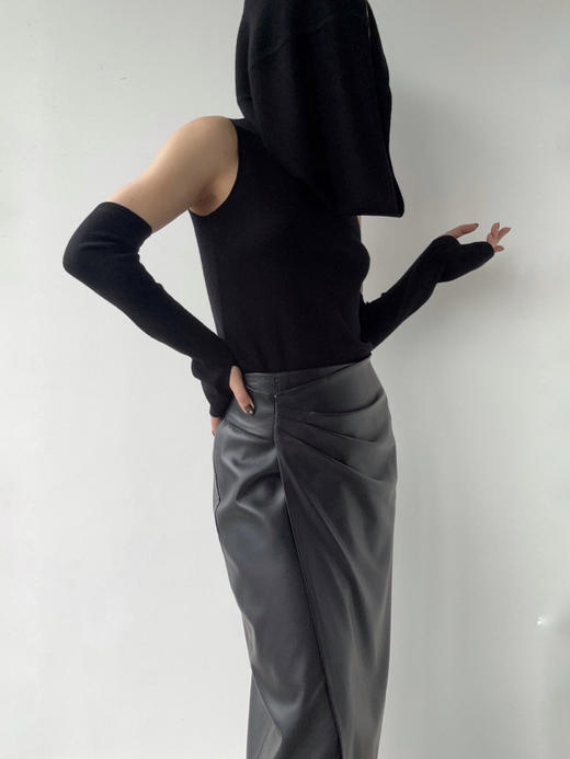 YANYI CHANG｜91910940 可脱卸袖子披肩式 套头毛衫 [ 黛墨黑 ] 多种穿法 商品图6