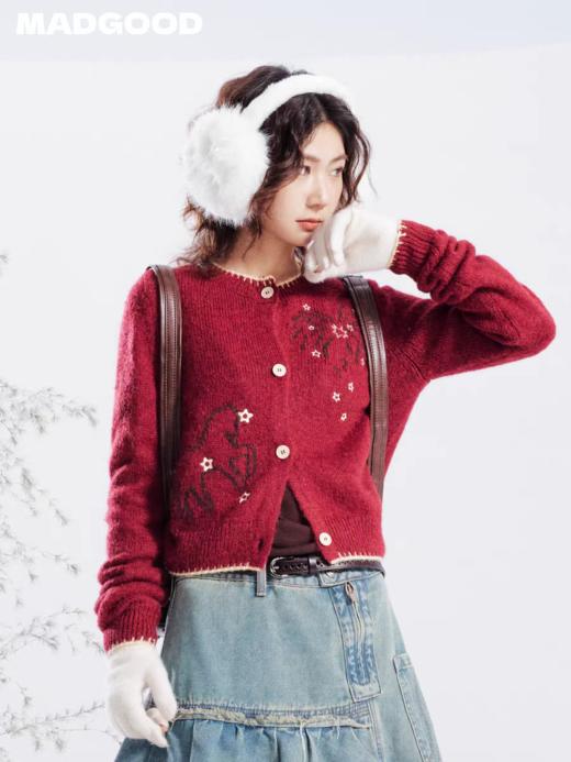 马得工地/MDGDMY141459/一字绣烟花毛衣开衫 商品图0