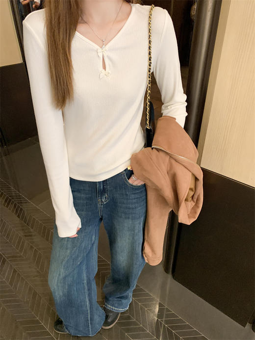 <曾小咸推荐>2.6现货秒杀 ！微信超特价！2色镂空蝴蝶结打底衫 日常129.99 立减70 秒杀59.99！！复古短款麂皮绒外套秒杀149.99！！ 商品图7