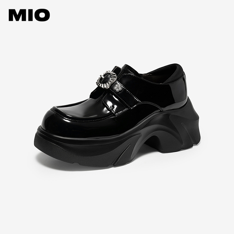 欧阳娣娣同款MIO米奥乐福鞋女2026春季新款高跟金属饰扣小皮鞋M261561514