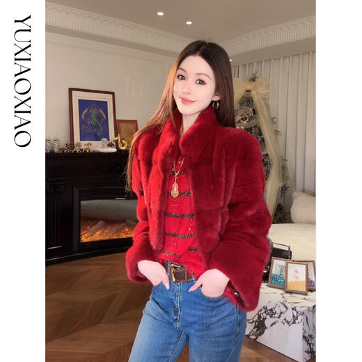 余潇潇【红酒名利场】天鹅绒水貂毛银兰本色貂染色横排工艺水貂外套 商品图0