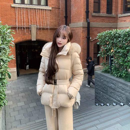 LIN BOUTIQUE 冬日显瘦天花板真狐狸毛领温柔短款哑光羽绒服新款 商品图2