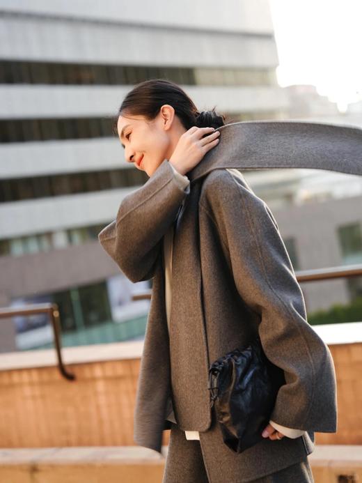 爆款【围巾大衣】氛围感拉满！进口澳毛+手工双面呢，怎么都穿不腻！无标发货WD 商品图5