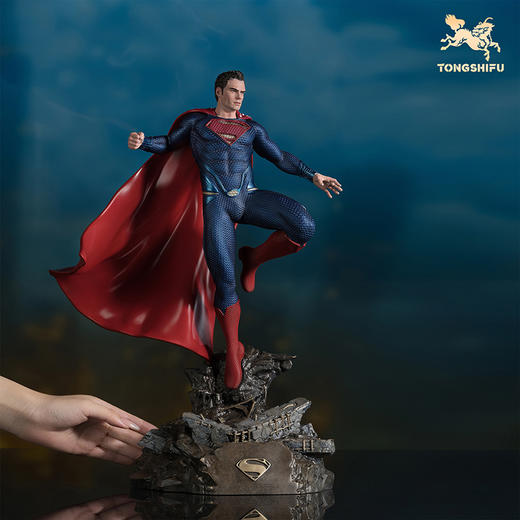 铜师傅 正版授权《超人》客厅桌面限量手办 家居装饰工艺品摆件 商品图4