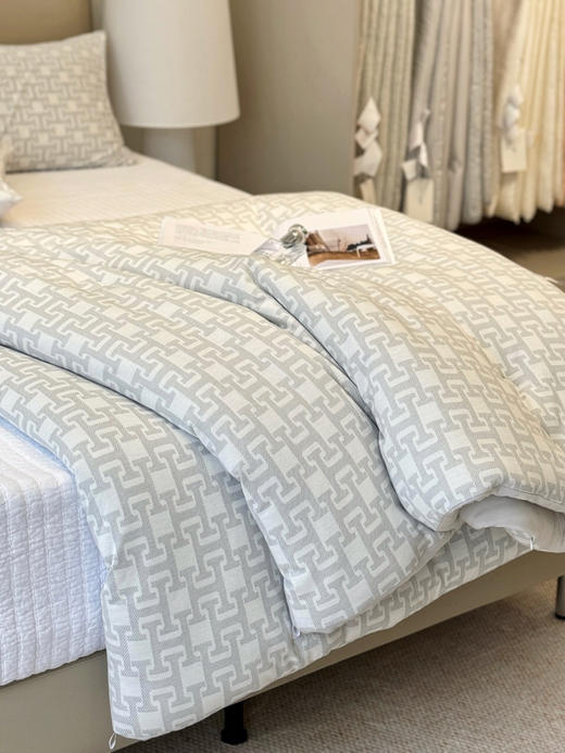 LSN1226发热抑菌恒温被 商品图7