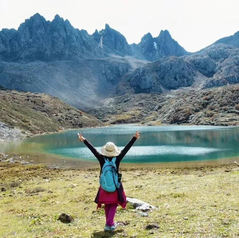 云南｜香格里拉阿布吉措一日徒步（新线），阿布吉措是位于海拔4200米的高山眼泪，从草甸到雪山，从溪流到湖泊到森林，一日四季，经历不一样的风景！五一端午路线提前预定！ 商品图3