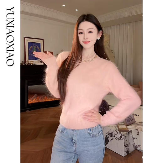 余潇潇【美丽诺言】时髦绒毛感100拉毛羊毛圆领螺纹收口经典毛衫 商品图0