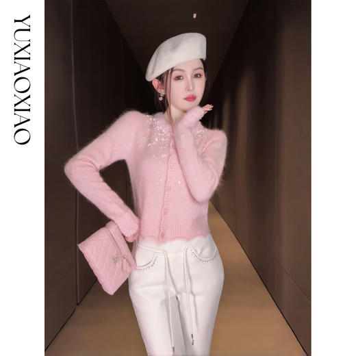 余潇潇【樱花降落】羊驼毛羊毛混纺珠片水钻立体花朵羊毛衫圆领开衫 商品图4