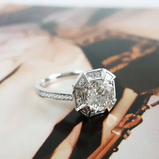 AU750白金经典时尚八角围镶款1.19克拉钻石戒指13号（戒圈可改） 231225NJS63 商品图3