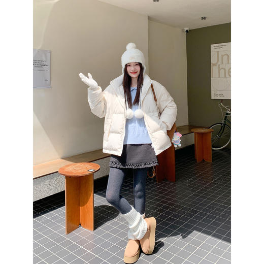 <曾小咸推荐>现货秒杀 ！微信超特价！韩系娃娃领毛衣 日常219.99 立减120 秒杀99.99！ 下摆花边短裙 秒杀69.99！！韩系立领羽绒服 日常509.99  秒杀299.99！ 商品图4