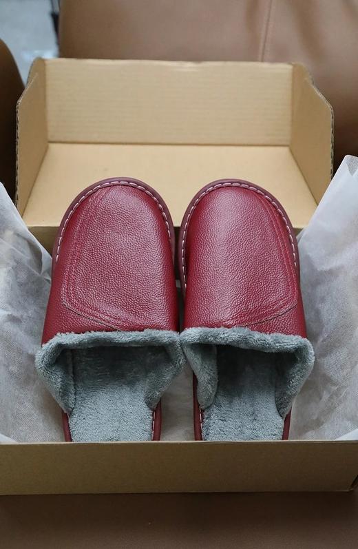 紧急清仓【进口头层牛皮拖鞋】男女款都有！纯手工制作！高奢定制皮胚耐磨柔软PVC底~好看又轻便，不仅保暖性好，还超级防滑WD 商品图2