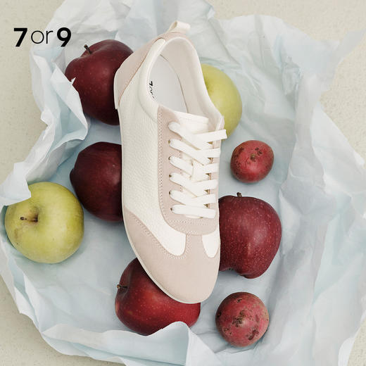 7or9休闲鞋小软枕26年新款德训鞋粉桃米包 商品图0