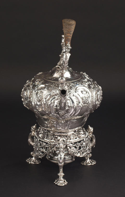 独角鹿西洋古董18世纪中期英国William Grundy银器制作工坊出品Chinoiserie中国风东方人物主题纯银精雕温水壶 商品图4