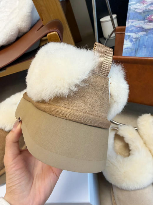2512414    土豆🥔雪地靴半拖，羊毛一体 商品图1