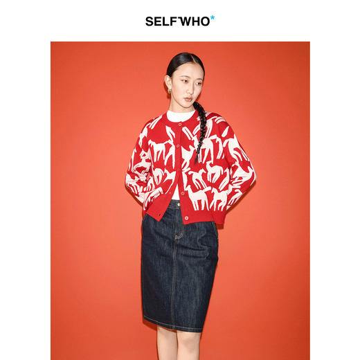 SELFWHO绵羊毛混纺撞色提花生肖马毛衣女2026春新款圆领针织上衣 商品图2