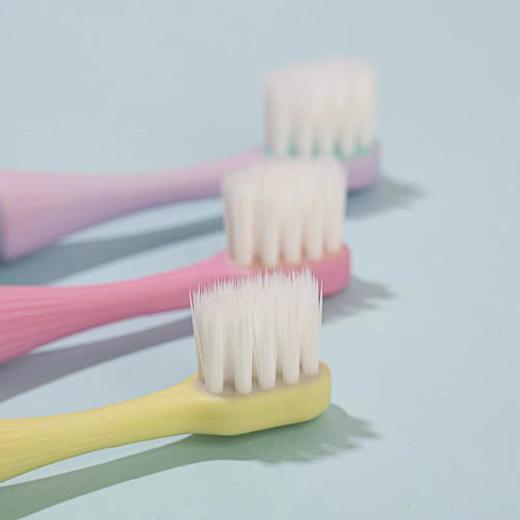 【春上新】【清仓】9楼母婴生活馆   RAOYI小蘑菇儿童牙刷3支装2~5岁    活动价：15.9元6支   29.9元/12支 商品图2