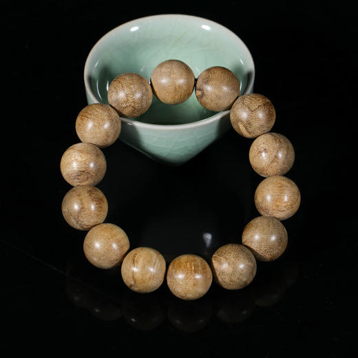 BG12.12-7   东马老料手串， 16.9mm， 22.15g 商品图0