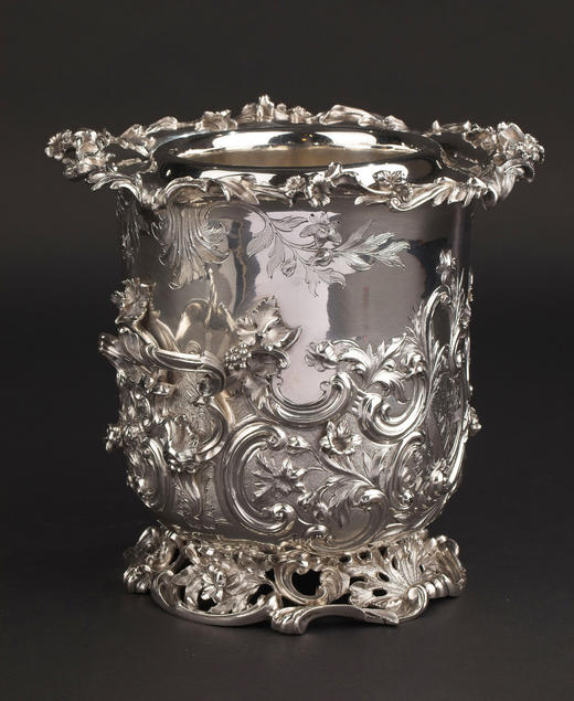 独角鹿西洋古董19世纪初英国顶级银坊Edward Barnard & Sons出品路易十五风格繁华卷叶主题纯银精雕冰酒桶一对 商品图2