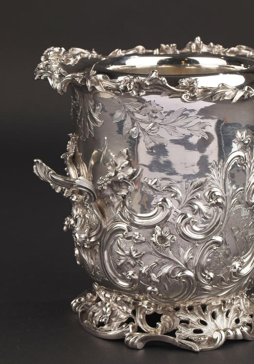 独角鹿西洋古董19世纪初英国顶级银坊Edward Barnard & Sons出品路易十五风格繁华卷叶主题纯银精雕冰酒桶一对 商品图4