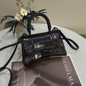 巴黎世家 xs号 soblack  鳄鱼压纹 牛皮 沙漏包