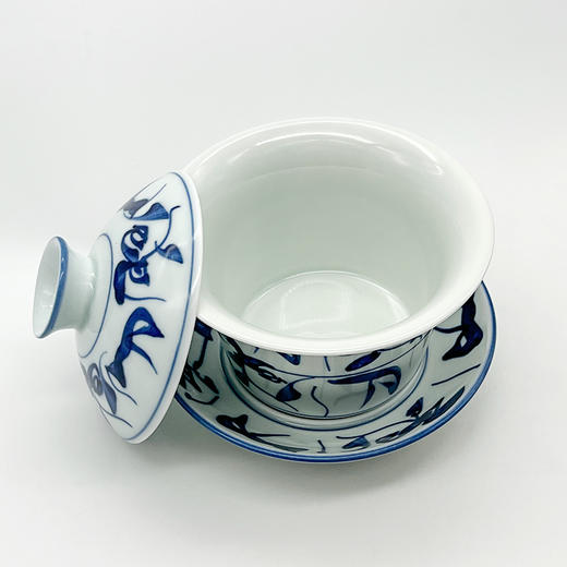 俊德丨 景德镇瓷 经典手绘刀字纹 老茶花纹 青花瓷盖碗 160ml 商品图5