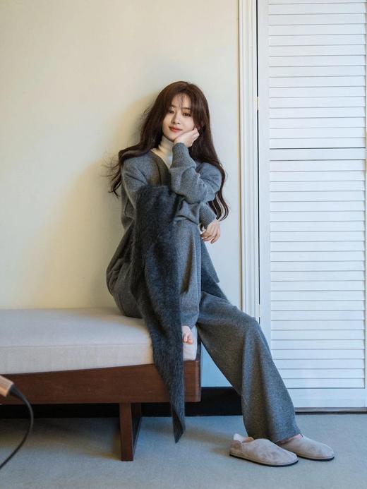 赵丽颖同款【全羊毛无缝一体针织裤】2色可选！100%羊毛，上身又舒适又显瘦~垂坠性质感都超好，闭眼入！无标发货WD 商品图1