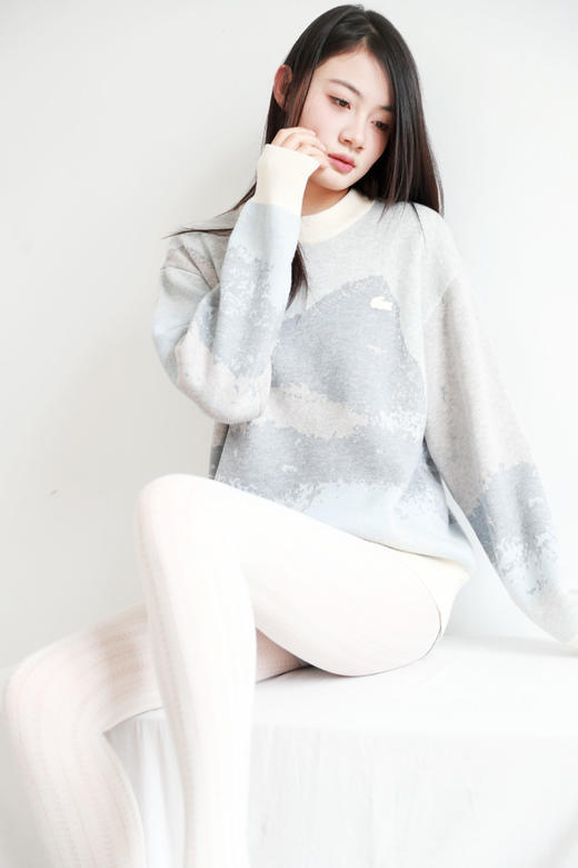 10%山羊绒+90%羊毛，签名款刺绣羊毛衣。山系提花圆领外套C122568 商品图7