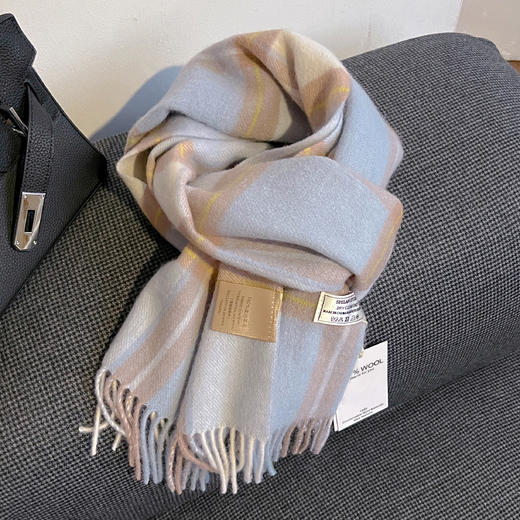 新年跨年礼【100%澳洲羊毛英伦风围巾礼盒】温暖与仪式感双重馈赠 100%柔软羊毛 内缝金标 8个花色盲选不踩雷 商品图1