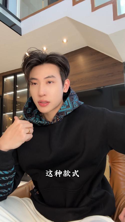 WY1493SDSA男士秋冬新款痞帅男装美式复古拼接连帽卫衣百搭宽松套头上衣 商品图0