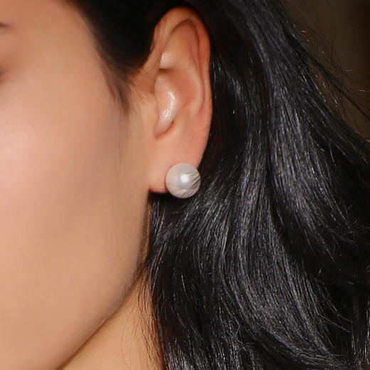 【沈梦辰同款】Retro Chic 意大利复古时尚首饰 花豹耳钉（白色，麻灰） 商品图2