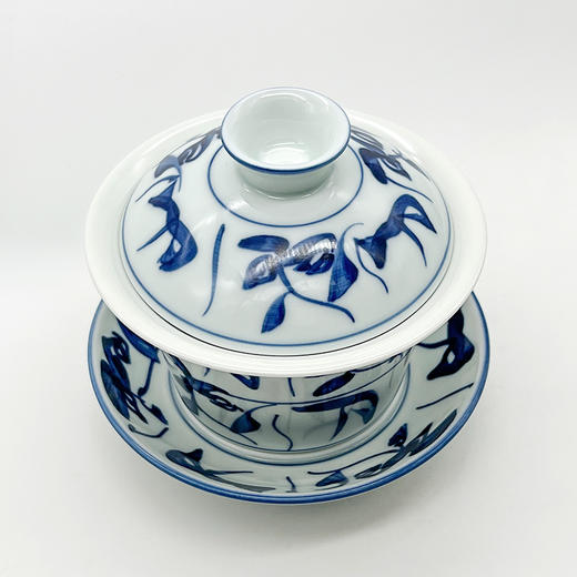 俊德丨 景德镇瓷 经典手绘刀字纹 老茶花纹 青花瓷盖碗 160ml 商品图4